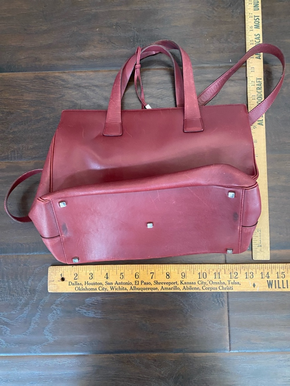 Bally women’s leather hand bag - Picture 8 of 9